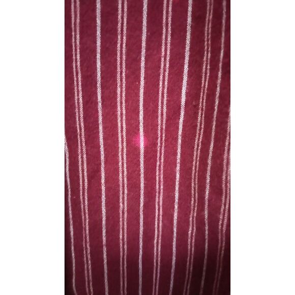 Old‎ Navy Women's Burgundy and White Striped Button Up Sleeve Shirt Size M - Picture 3 of 7